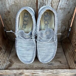 Gray Youth Hey Dudes